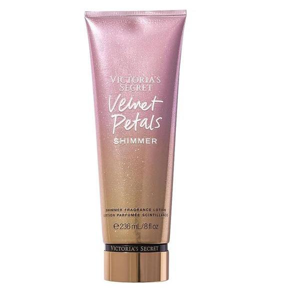 VICTORIAS BODYLOT VELVET PETALS SHIMER 236ML